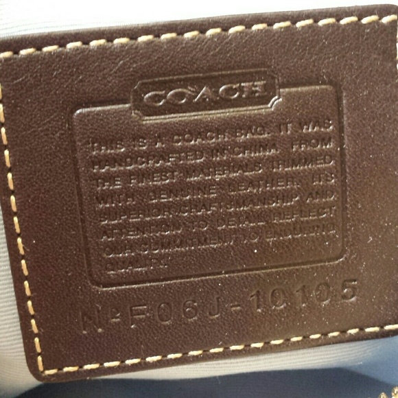 AUTHENTIC SMALL COACH HOBO BAG!! - Picture 4 of 4